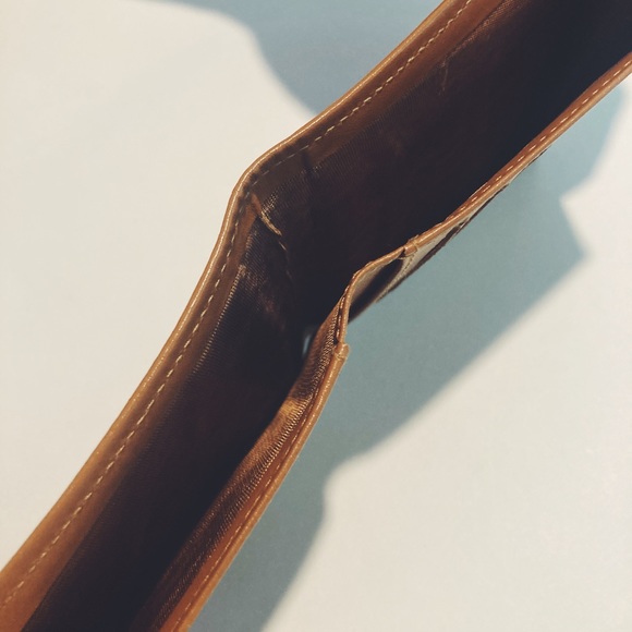 Vintage Celine Bifold Wallet - Picture 7 of 11